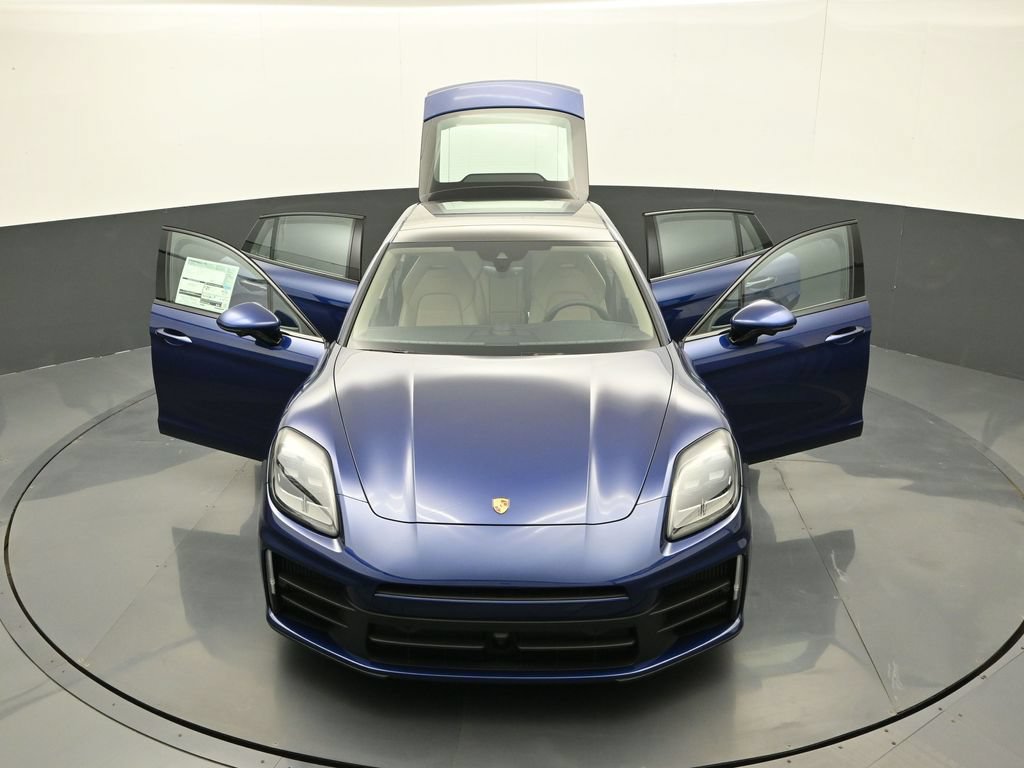 Certified 2026 Porsche Panamera 4 AWD/4WD image 30