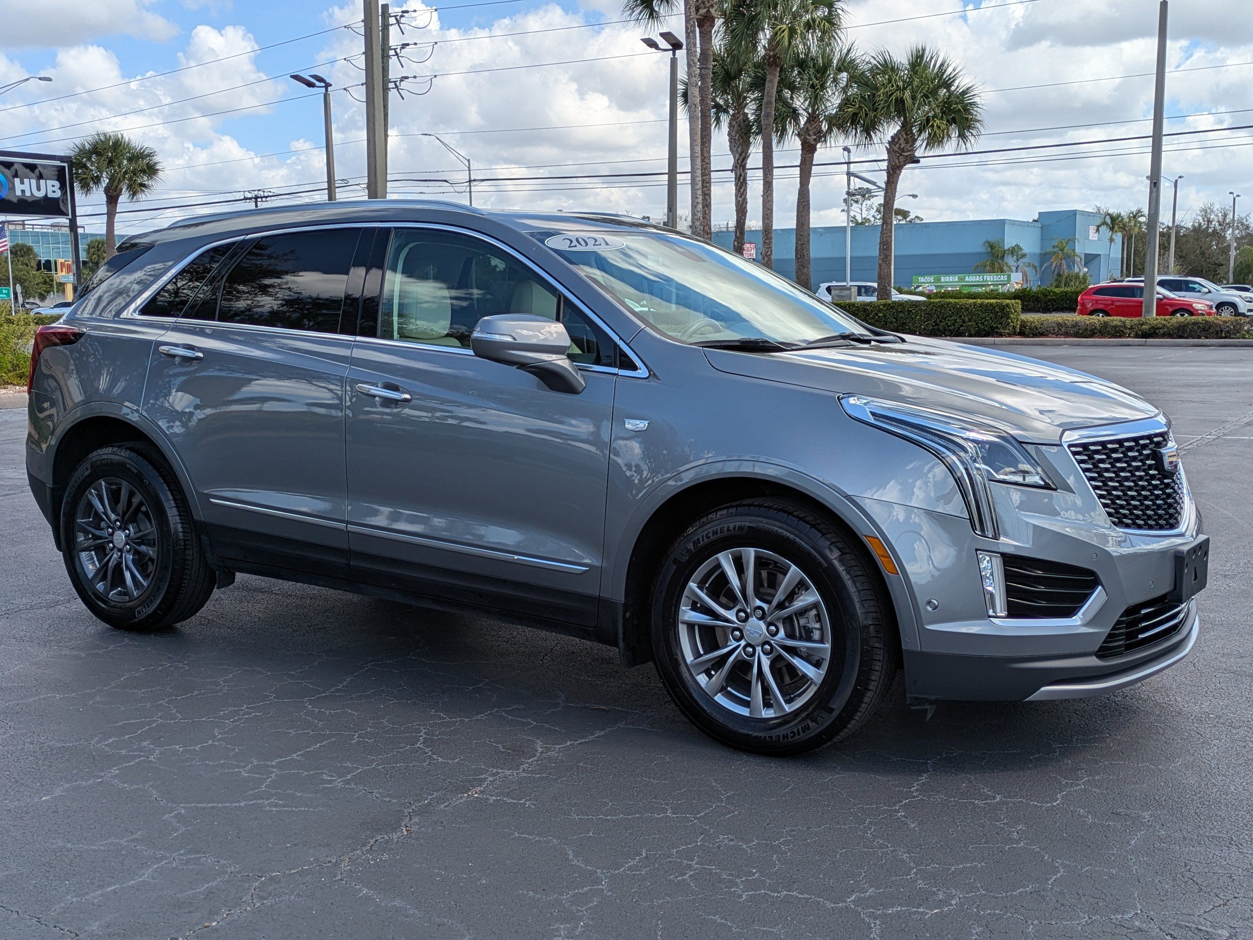 Used 2021 Cadillac XT5 Premium Luxury image 7