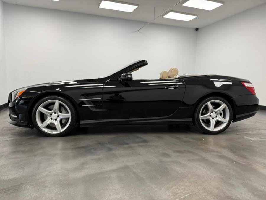 Used 2013 Mercedes-Benz SL 550 image 4