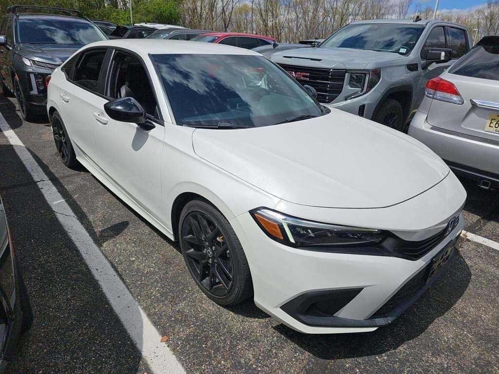 Used 2022 Honda Civic Sport image 4