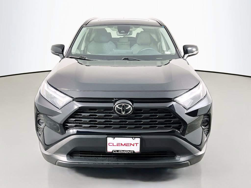 Used 2025 Toyota RAV4 XLE w/ Convenience Package FWD image 3