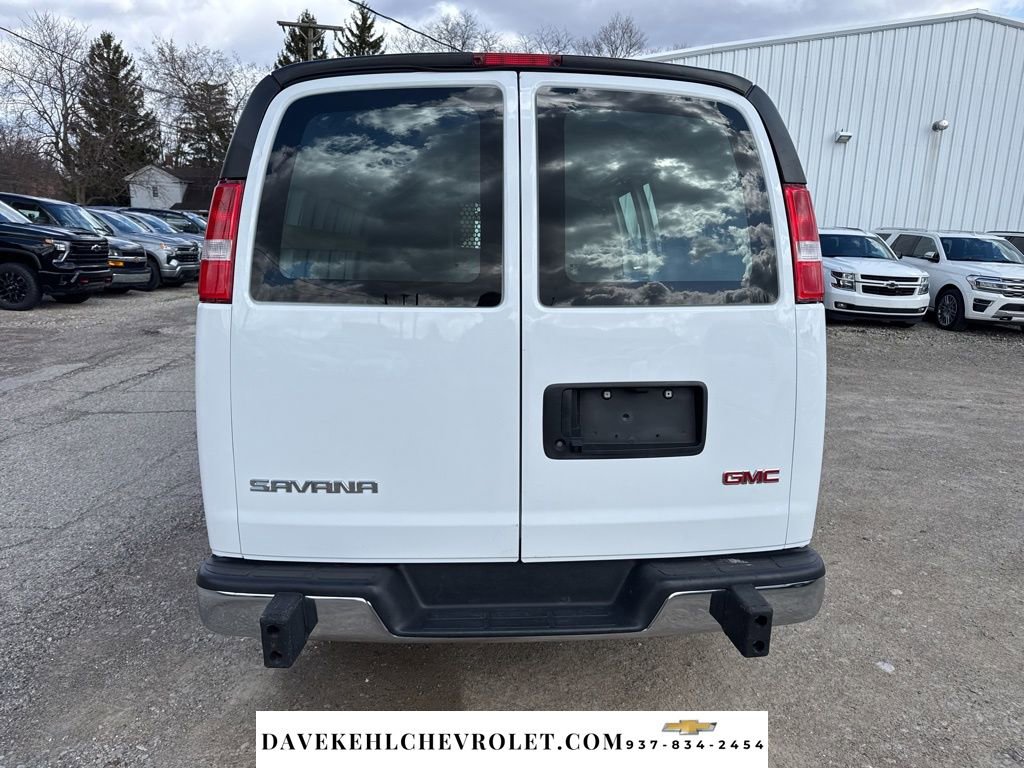 Used 2024 GMC Savana 2500 w/ Driver Convenience Package RWD image 4