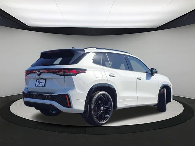 New 2026 Volkswagen Tiguan SE R-Line image 7