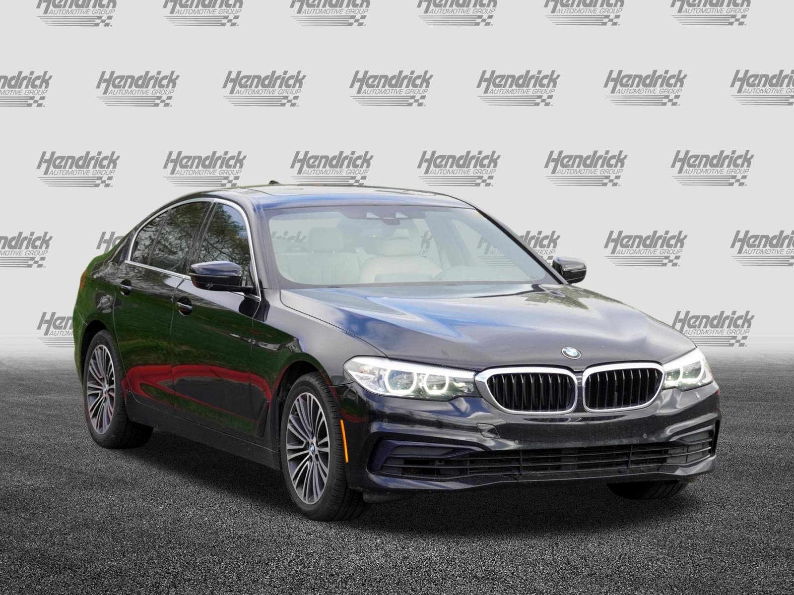 Used 2019 BMW 540i w/ Convenience Package image 2