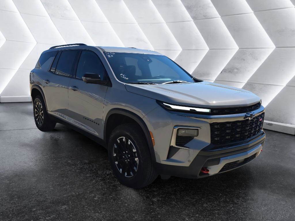 New 2026 Chevrolet Traverse Z71 w/ Enhanced Driving Package image 3