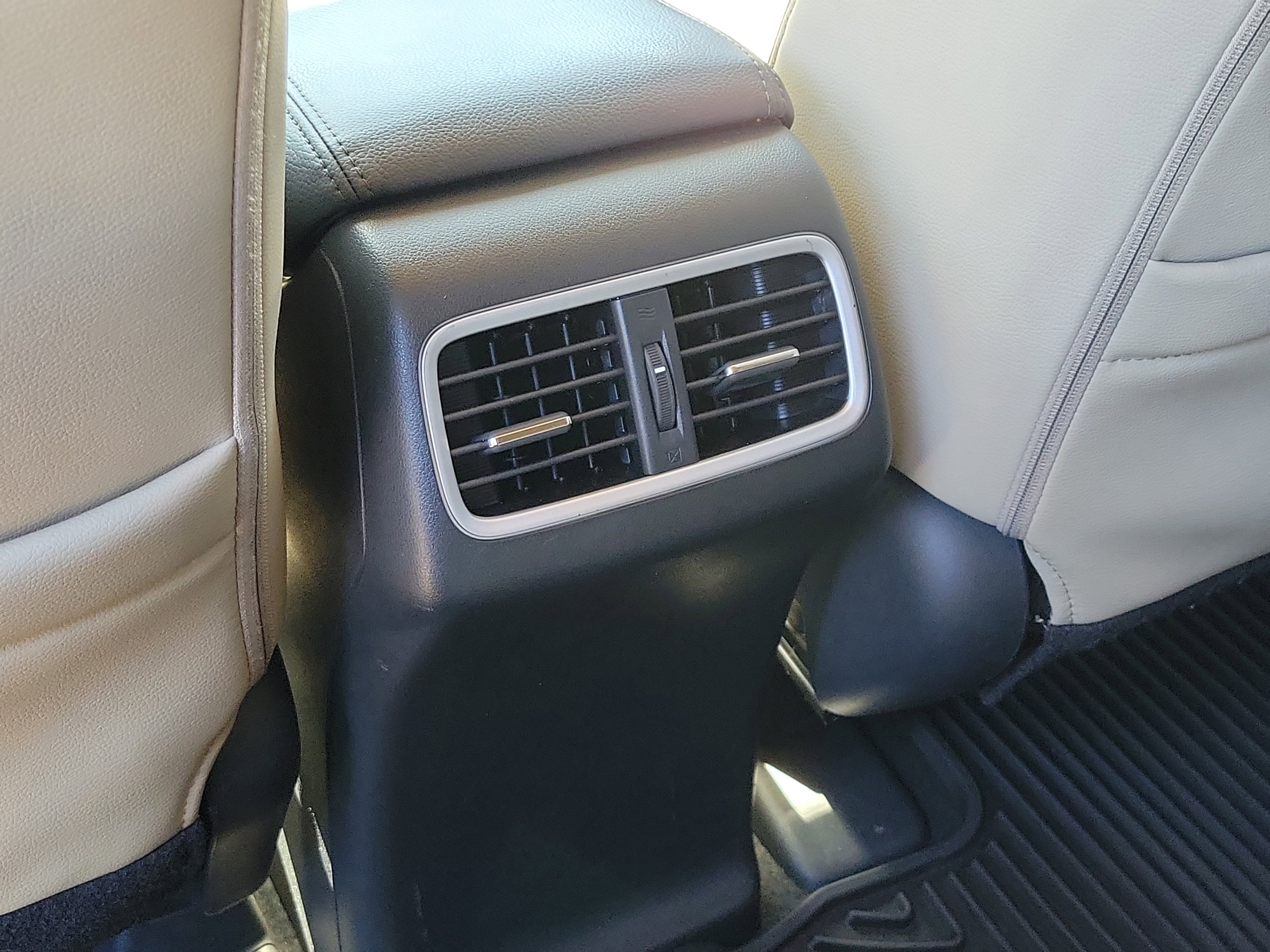 Used 2016 Honda CR-V Touring image 15