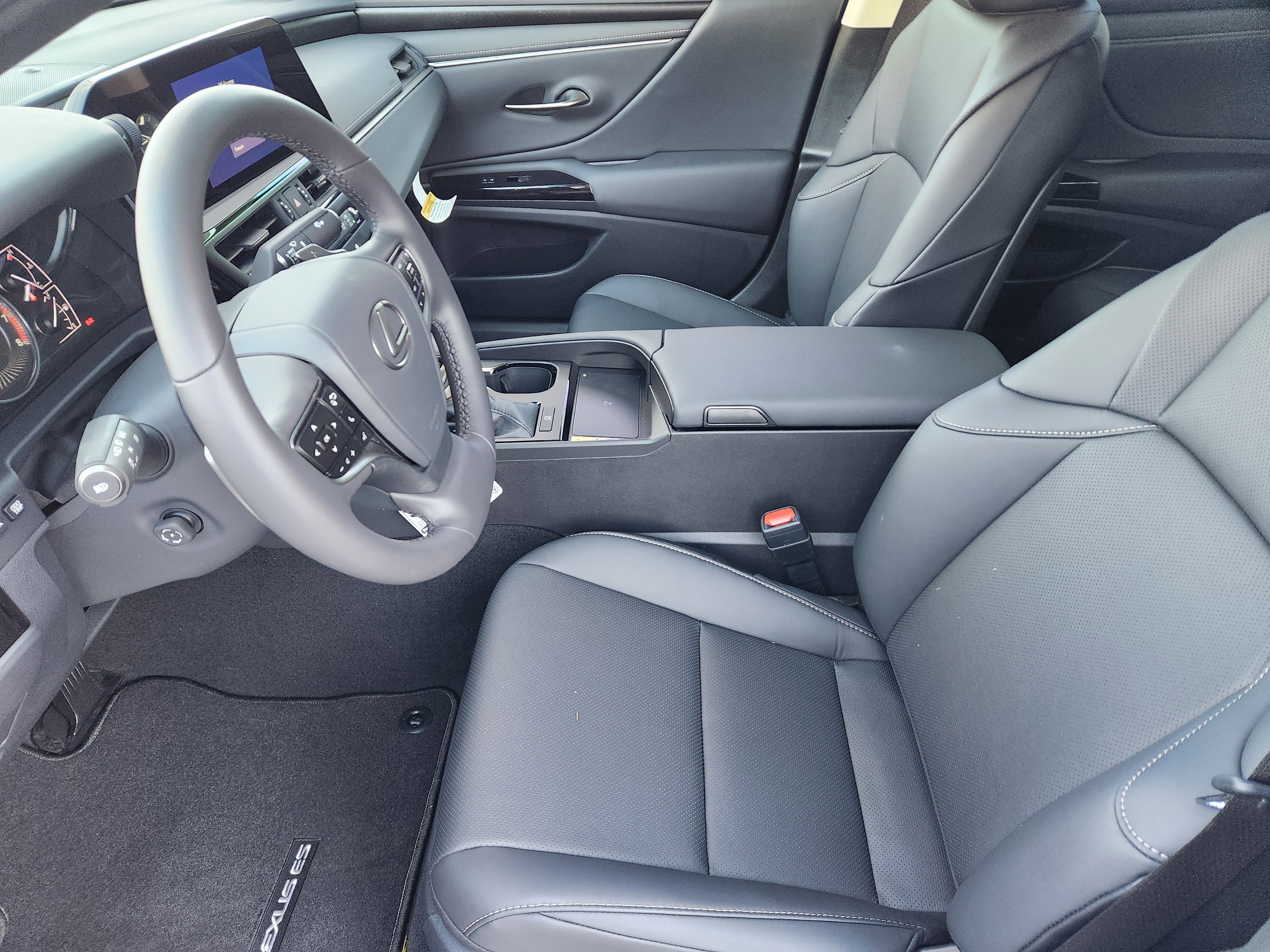 New 2025 Lexus ES 350 w/ Premium Package image 8