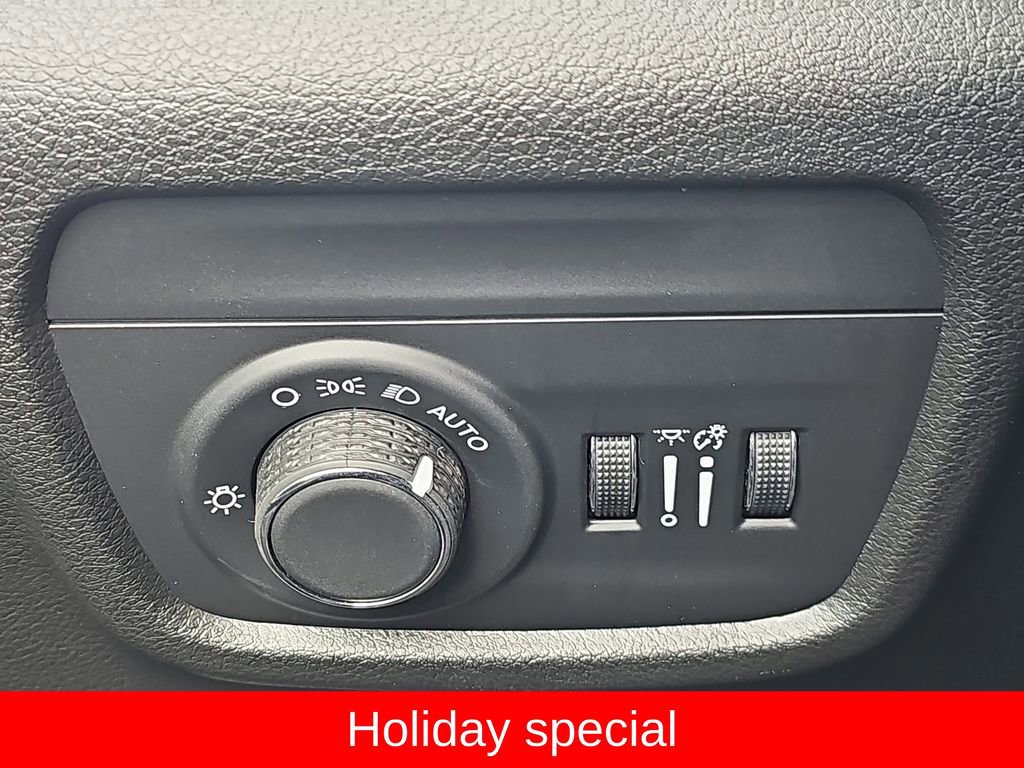 New 2025 Jeep Grand Cherokee Laredo w/ Luxury Tech Group I image 25