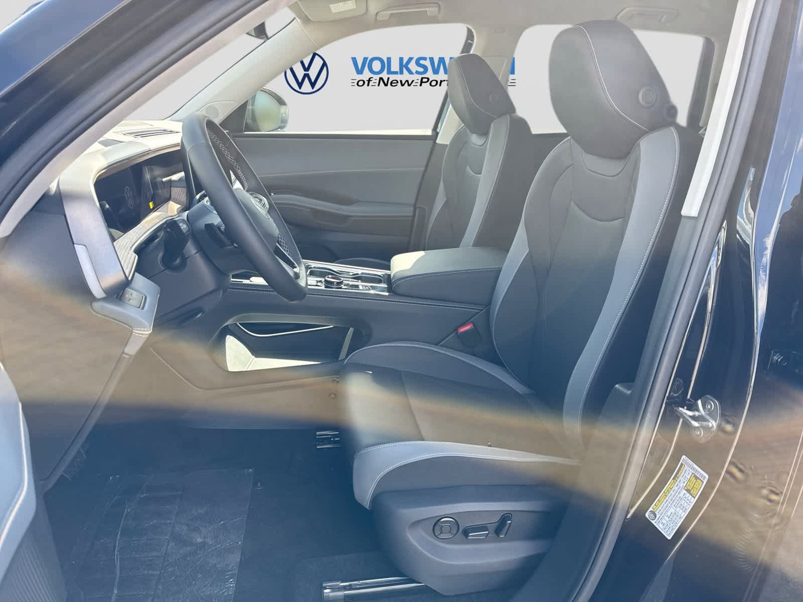 New 2027 Volkswagen Atlas SE FWD image 22