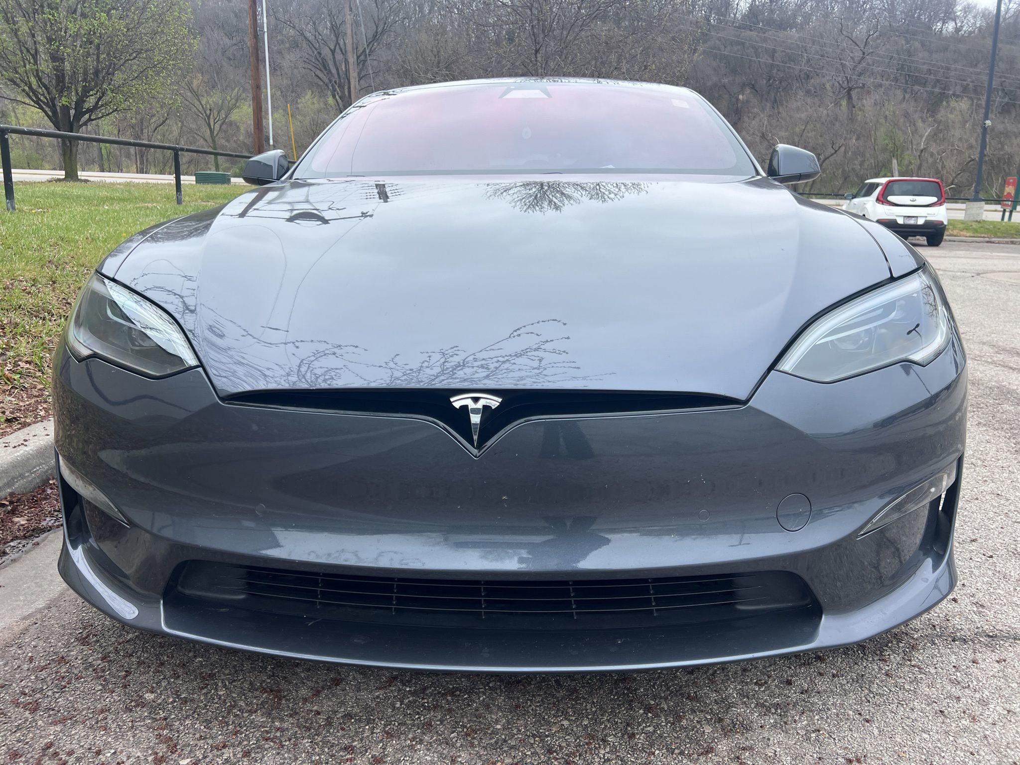 Used 2022 Tesla Model S Plaid image 2