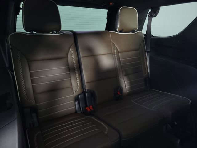 Used 2025 GMC Yukon Denali Ultimate image 15