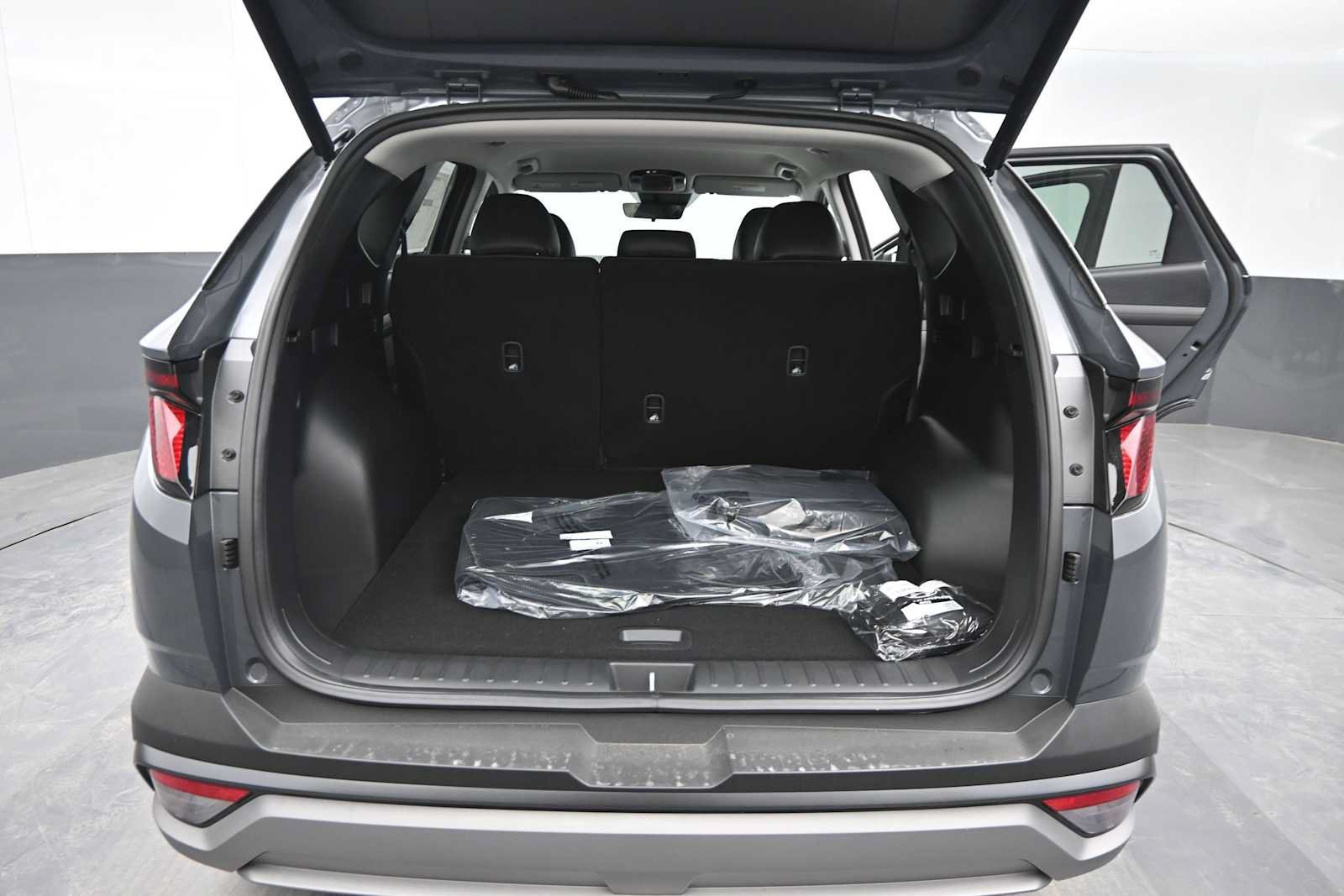New 2026 Hyundai Tucson SEL Plus AWD/4WD image 14