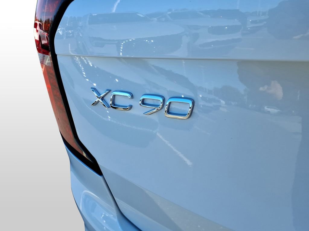 New 2026 Volvo XC90 T8 Plus image 5