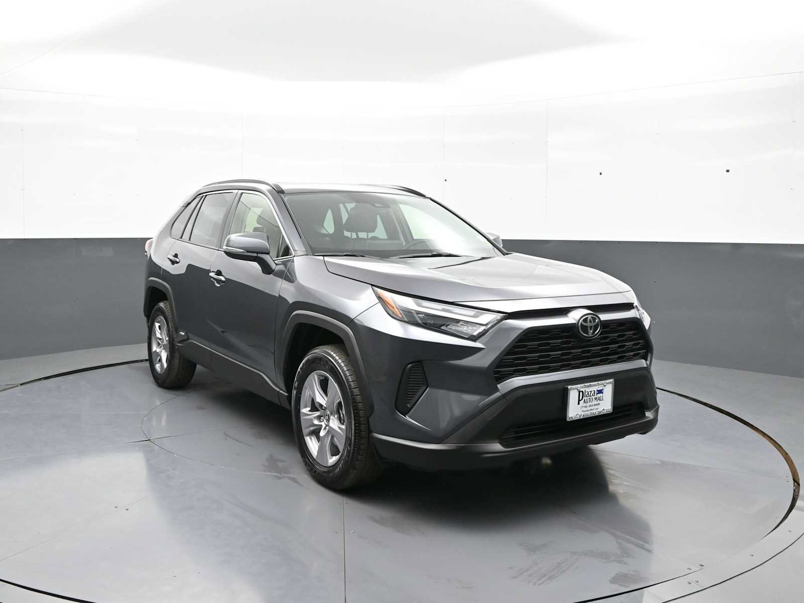 Used 2025 Toyota RAV4 XLE w/ Convenience Package AWD/4WD image 3