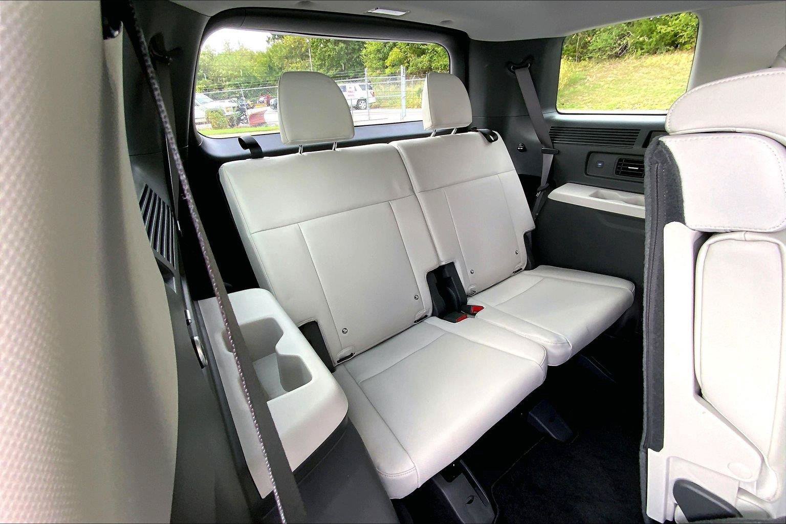 Used 2026 Hyundai Santa Fe SEL FWD image 26