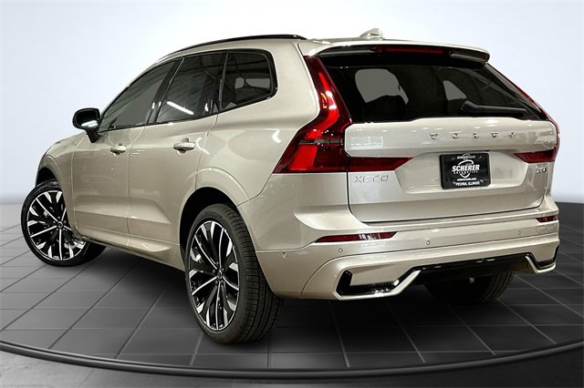 New 2026 Volvo XC60 B5 Ultra w/ Climate Package image 3
