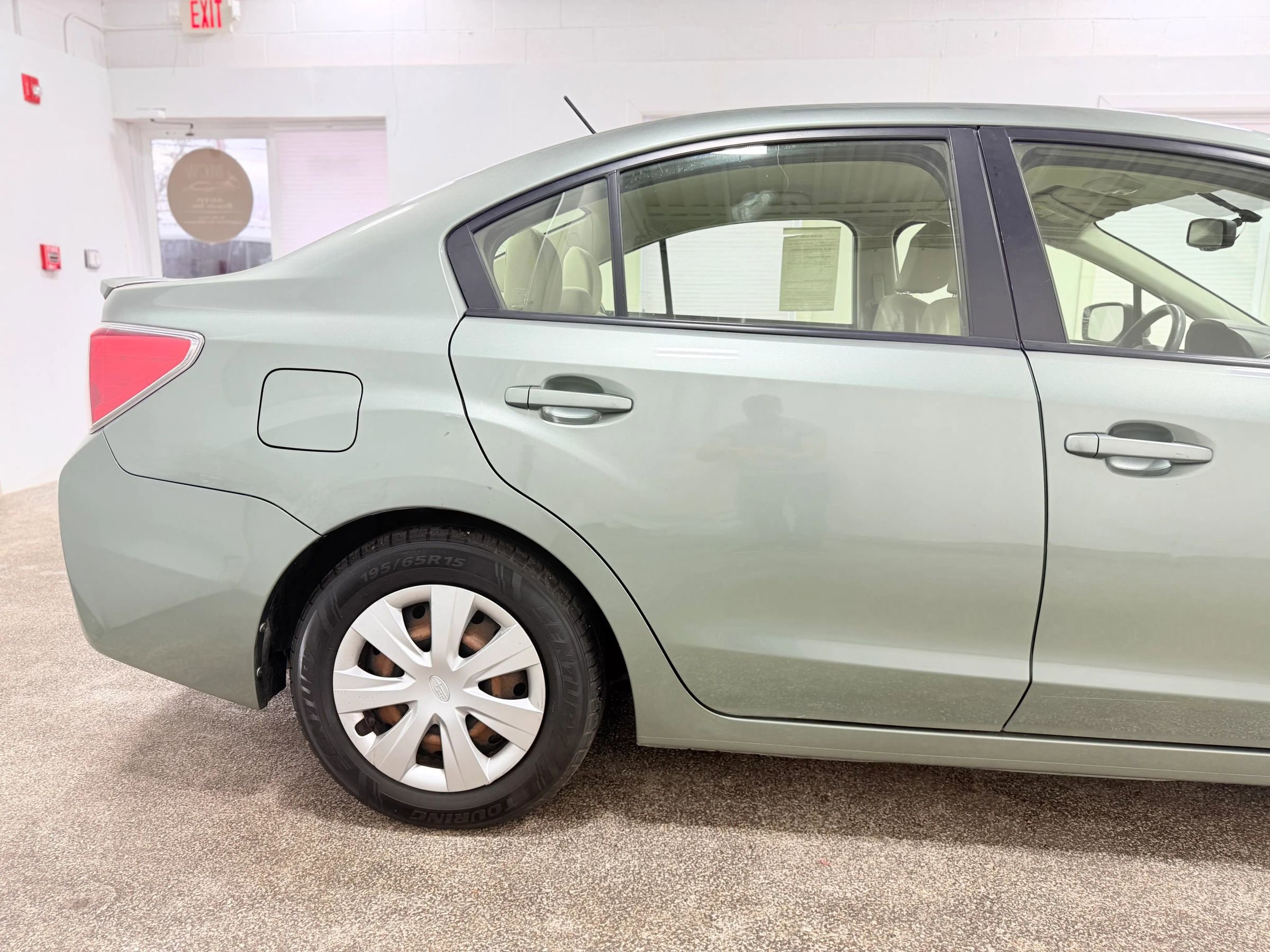 Used 2016 Subaru Impreza 2.0i image 9