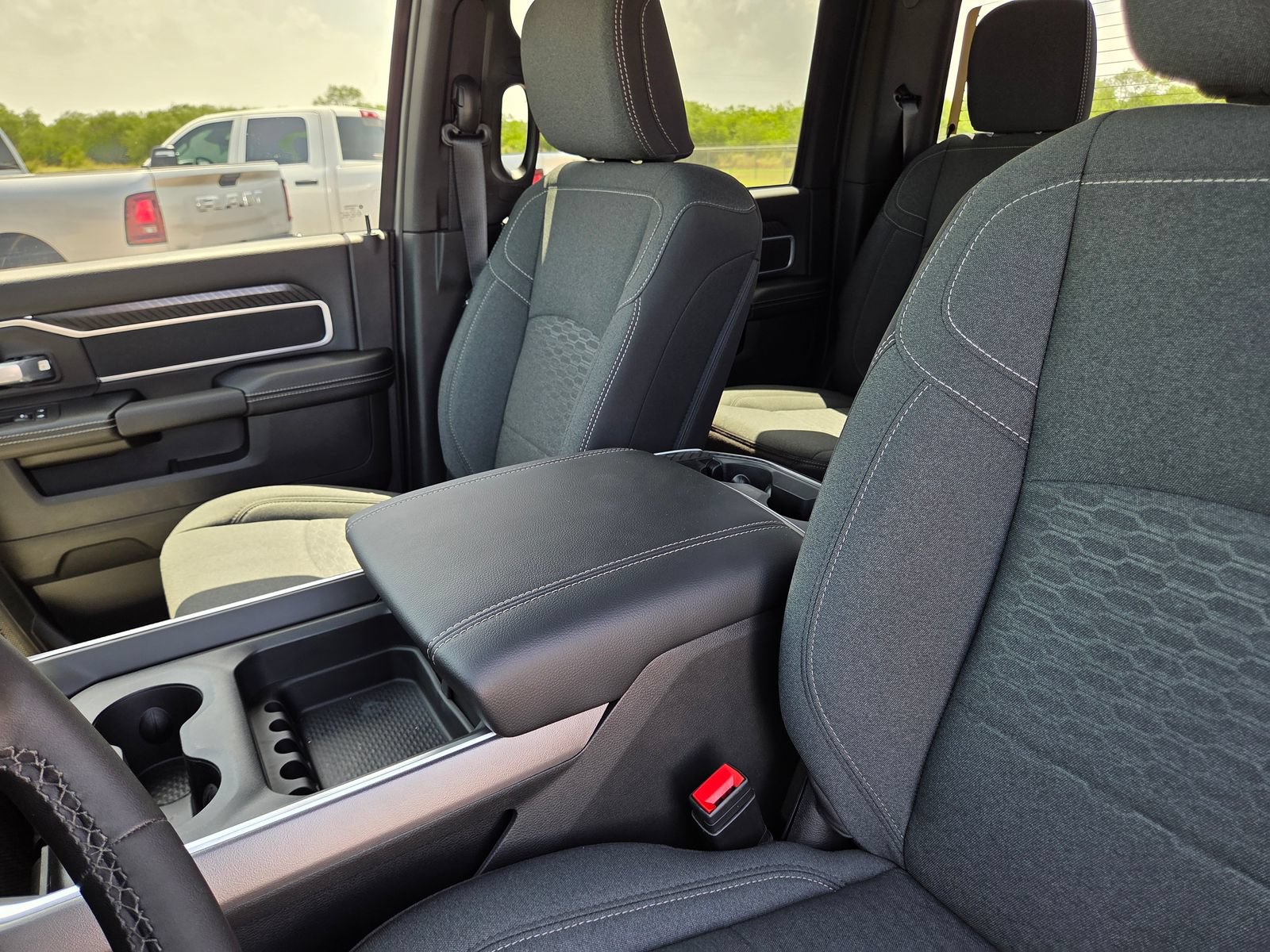 New 2026 RAM 3500 Lone Star AWD/4WD image 33