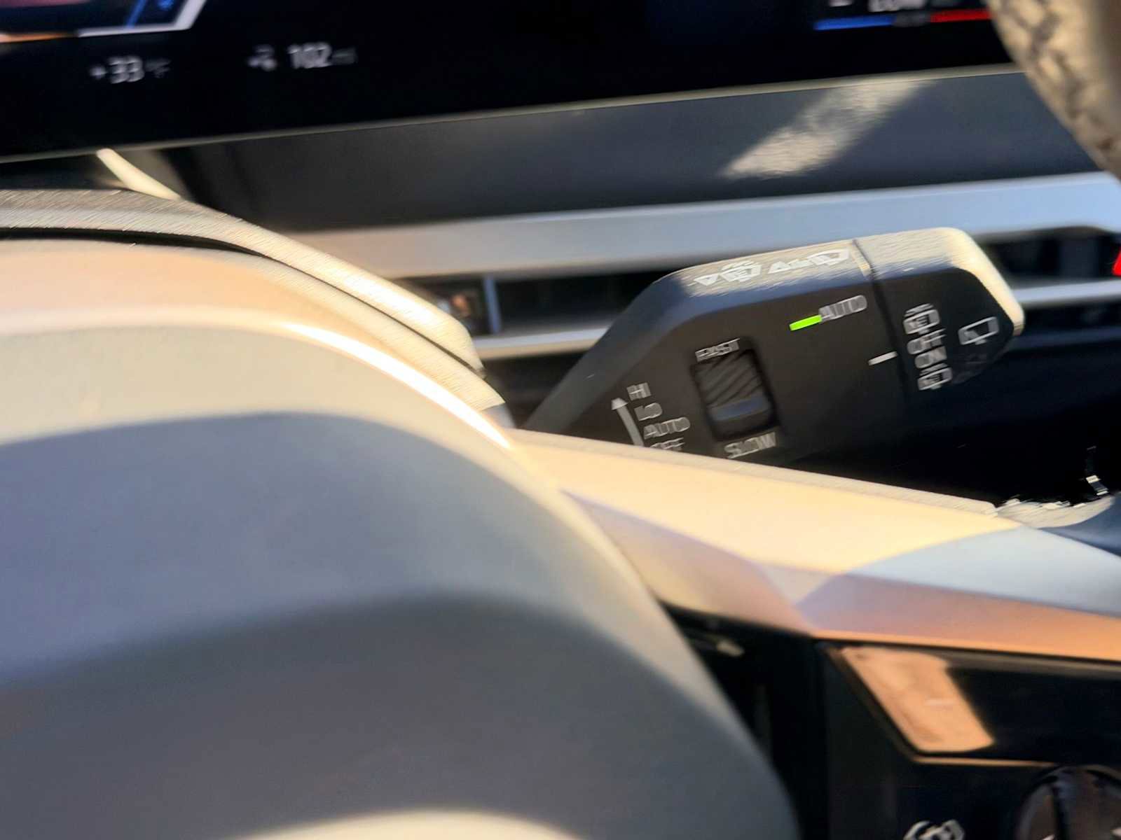 Used 2023 BMW iX xDrive50 w/ Sport Package image 26