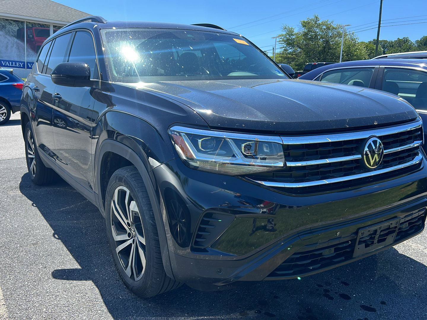 Used 2023 Volkswagen Atlas SEL AWD/4WD image 13
