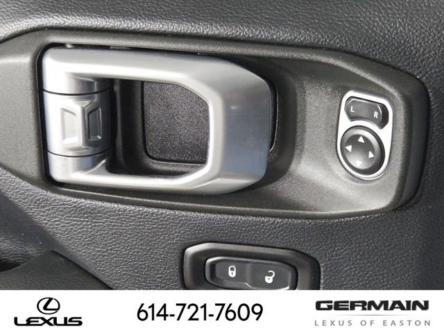 Used 2018 Jeep Wrangler Unlimited Rubicon image 30