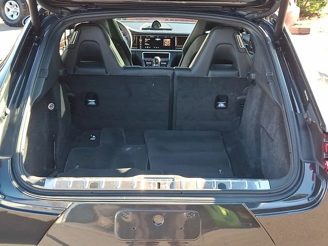 Used 2018 Porsche Panamera 4 image 37