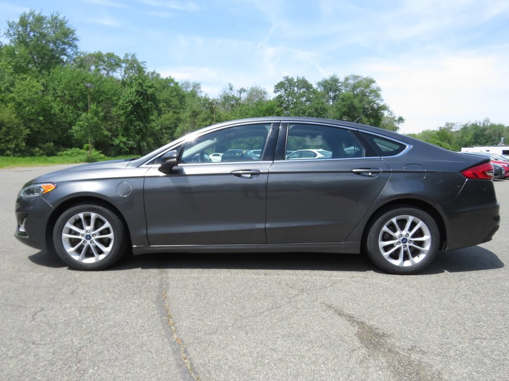 Used 2020 Ford Fusion Energi Titanium FWD image 8
