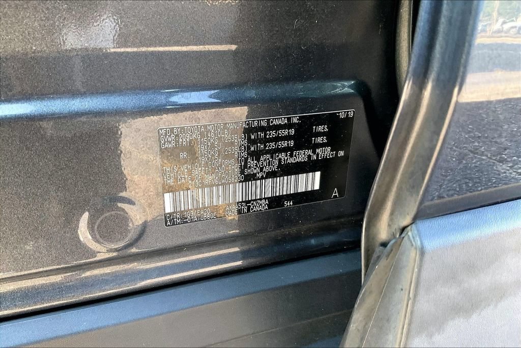 Used 2020 Toyota RAV4 XLE Premium FWD image 20