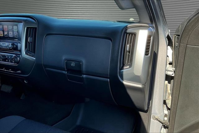 Used 2017 Chevrolet Silverado 1500 LT w/ LT Convenience Package AWD/4WD image 25