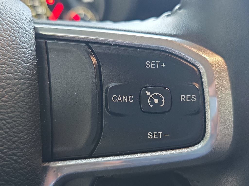 Used 2022 RAM 1500 Laramie AWD/4WD image 30