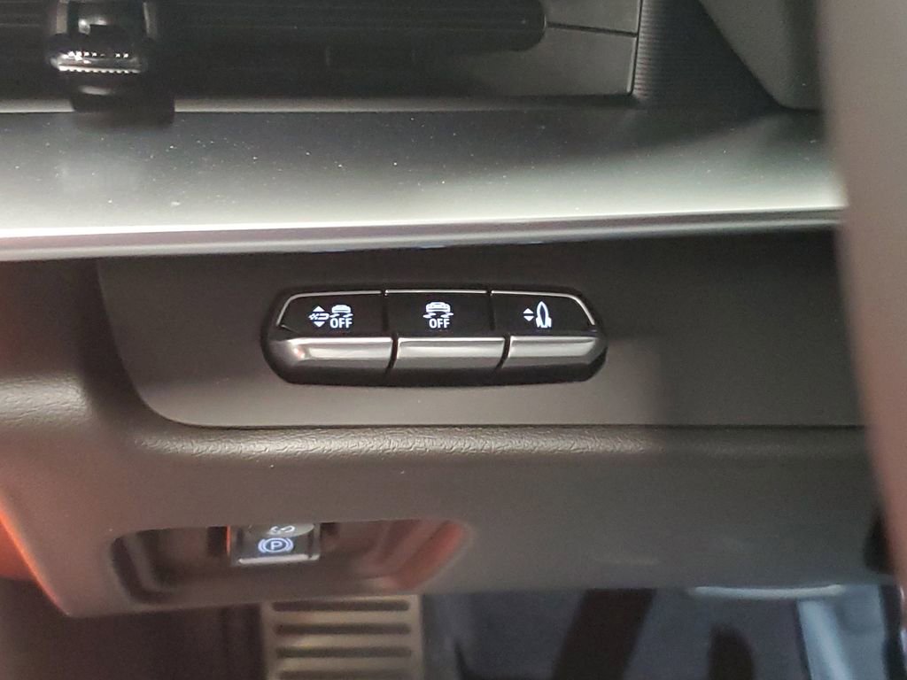 New 2026 Chevrolet Corvette Stingray Preferred Conv w/ 2LT image 13