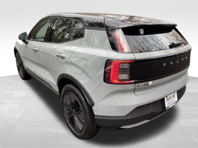 New 2026 Volvo EX30 Cross Country Ultra image 5
