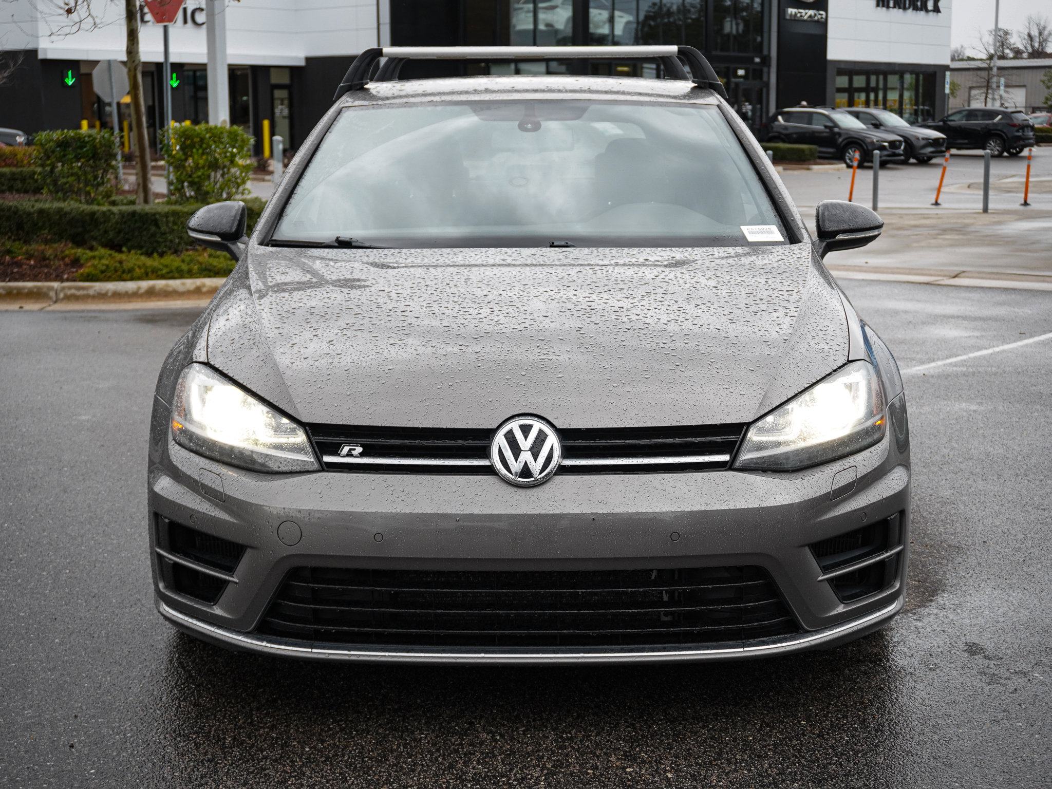Used 2015 Volkswagen Golf R 4-Door image 3