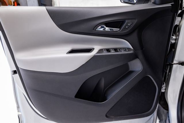 Used 2022 Chevrolet Equinox LS w/ LS Convenience Package image 8