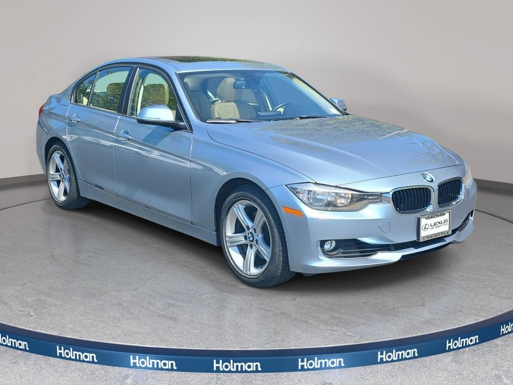 Used 2013 BMW 328i xDrive Sedan AWD/4WD image 4