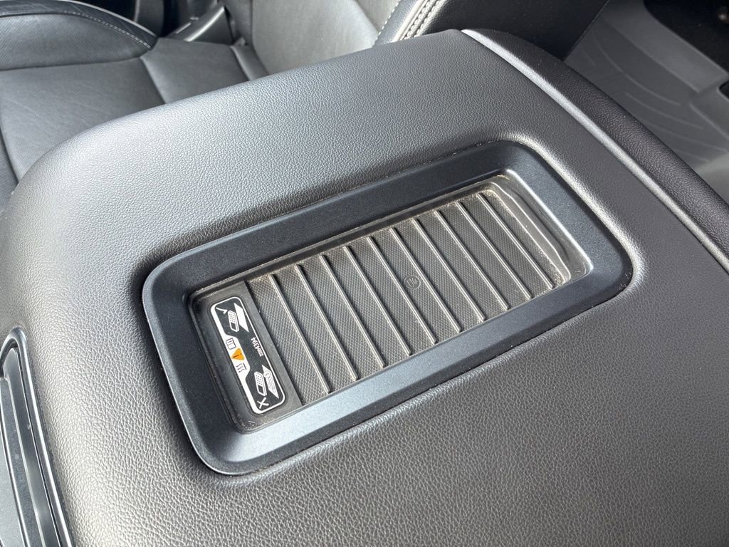 Used 2018 Chevrolet Silverado 2500 High Country image 26