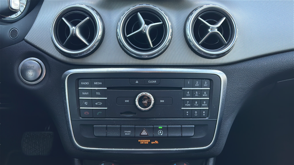 Used 2016 Mercedes-Benz GLA 250 image 22