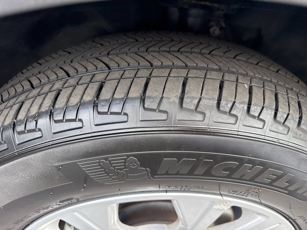Used 2025 Ford Escape Active FWD image 19