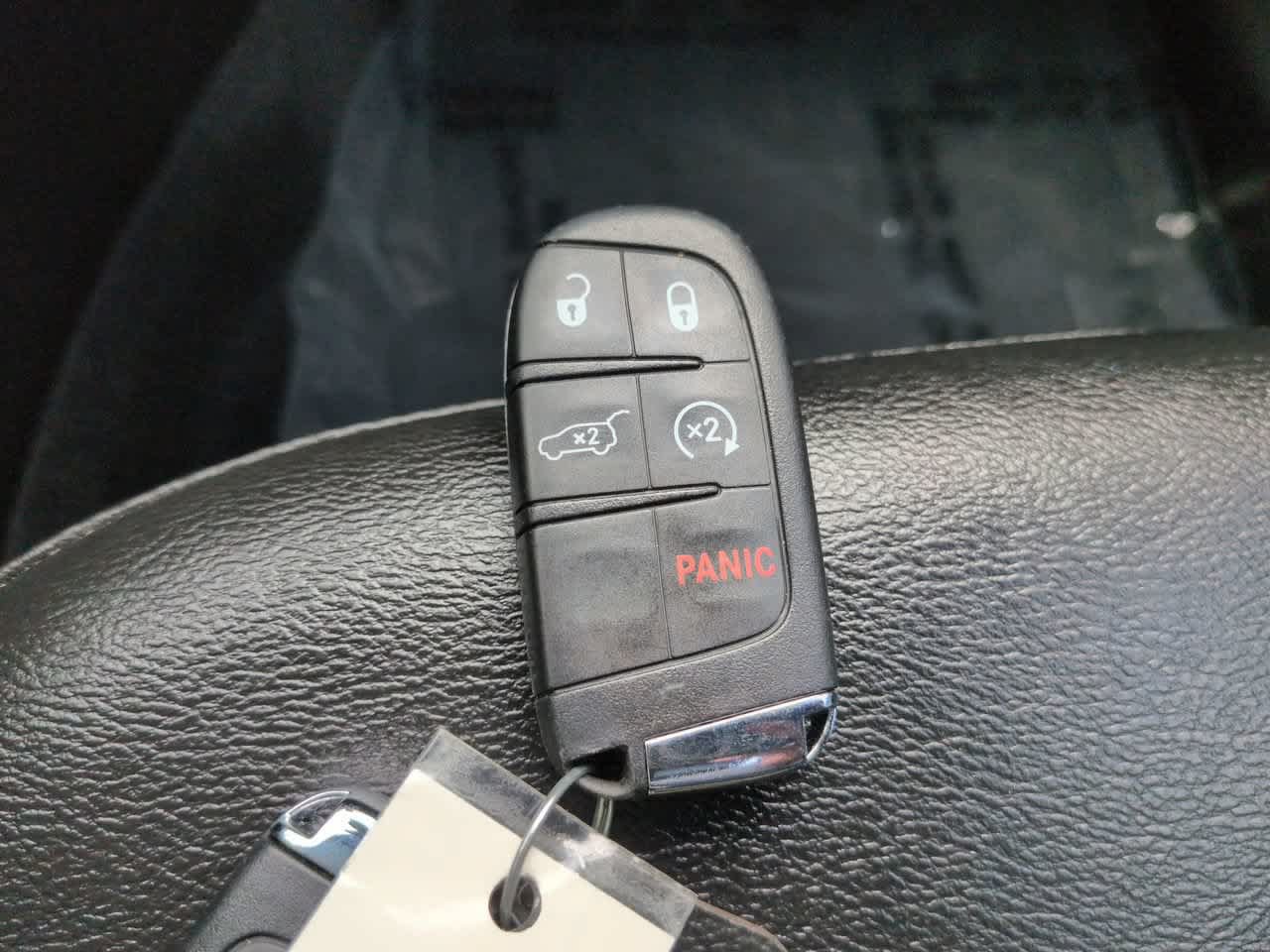 Used 2023 Jeep Compass Latitude w/ Convenience Group AWD/4WD image 26