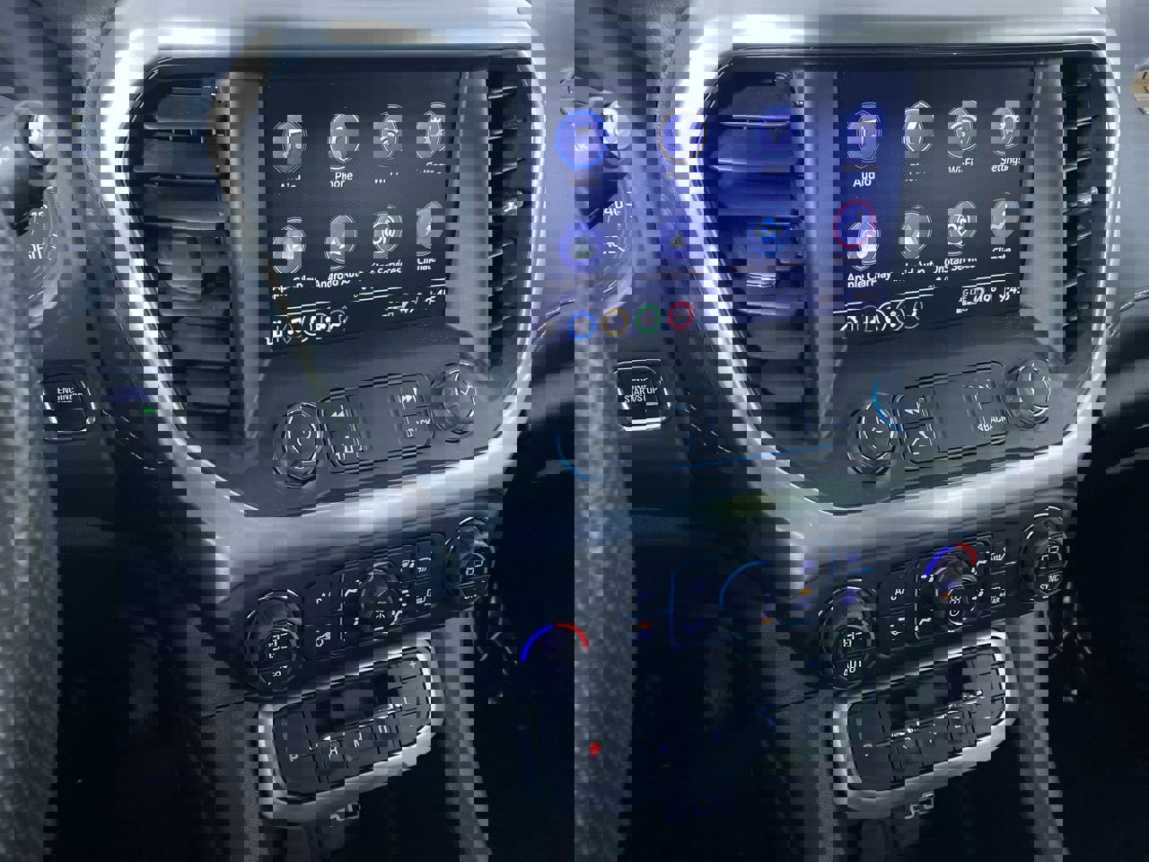 Certified 2023 GMC Acadia SLE w/ Driver Convenience Package FWD image 5