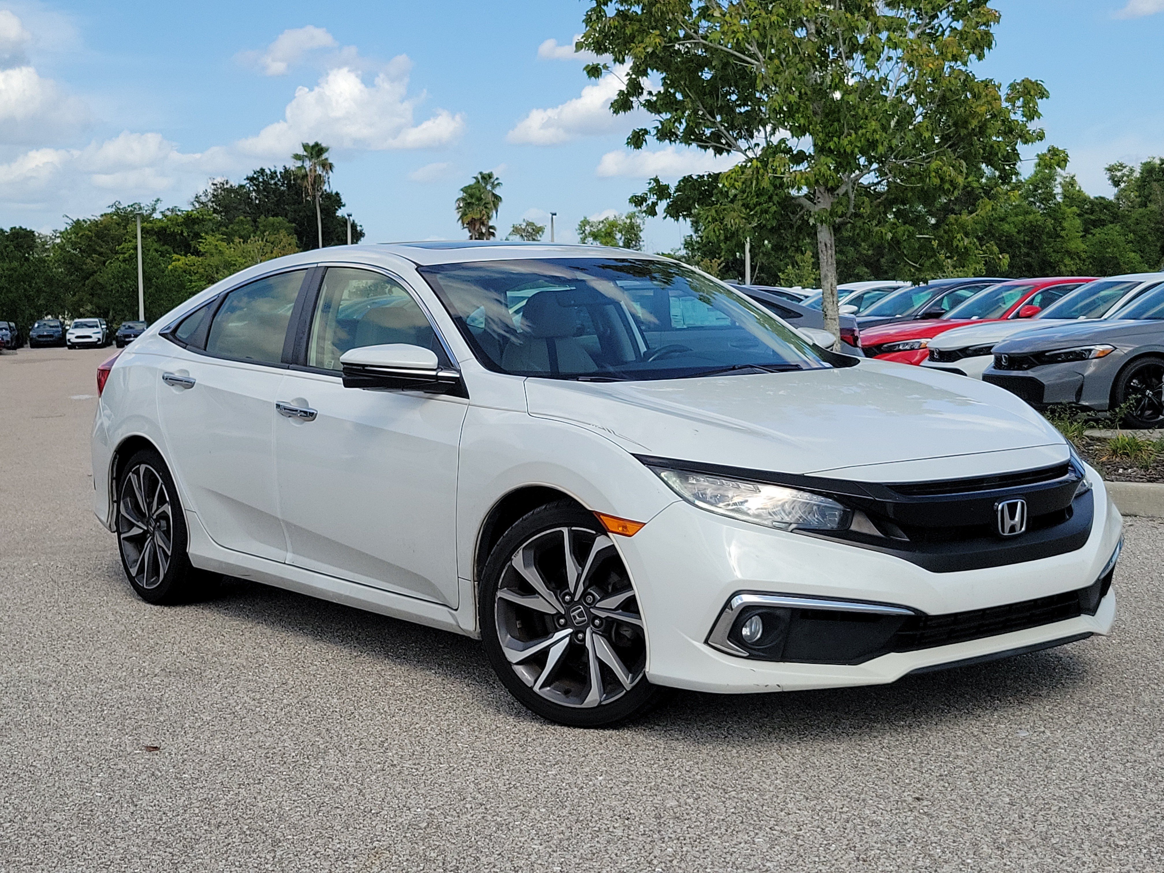 Used 2019 Honda Civic Touring image 31