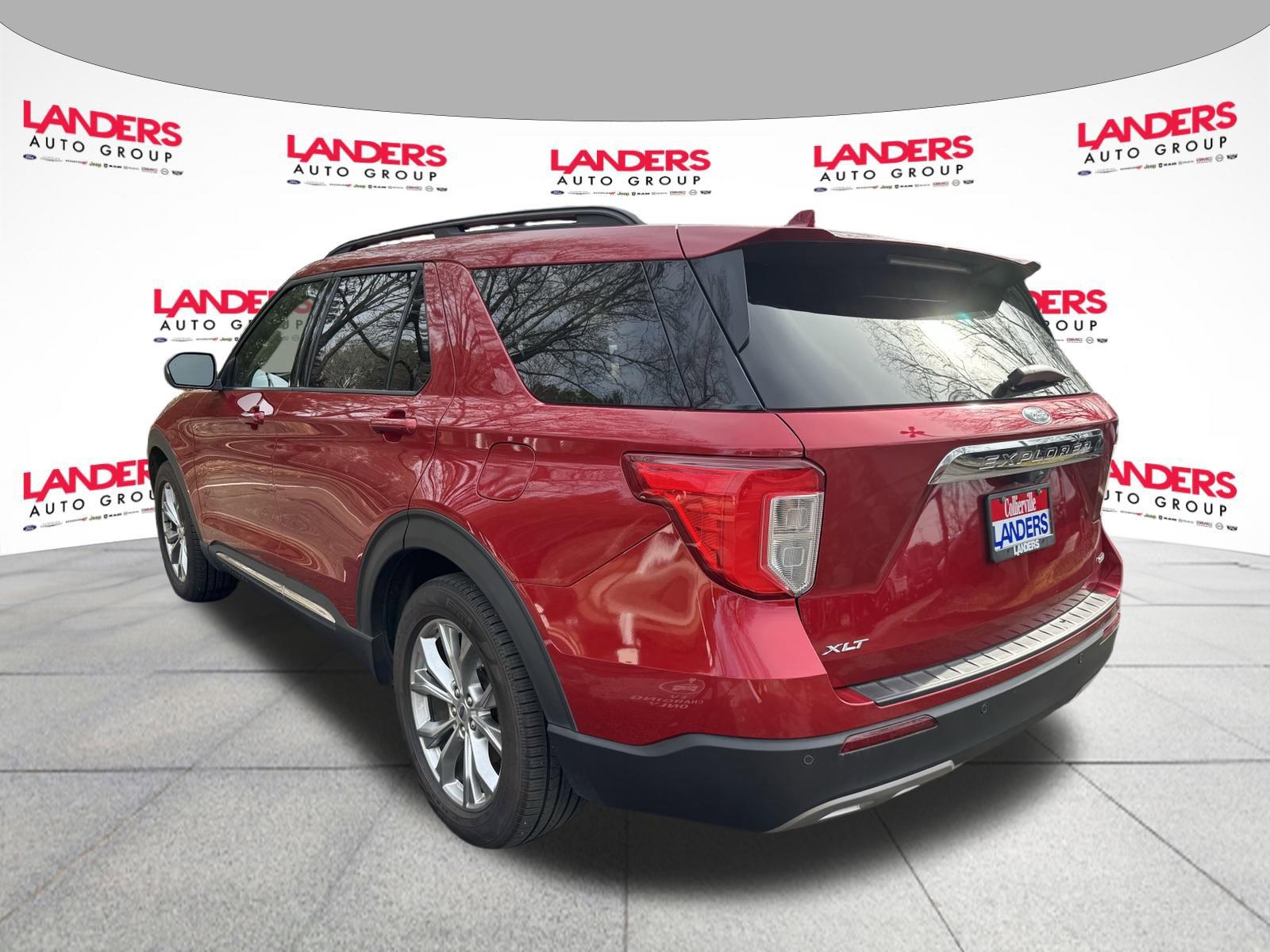 Certified 2020 Ford Explorer XLT w/ Equipment Group 202A image 5