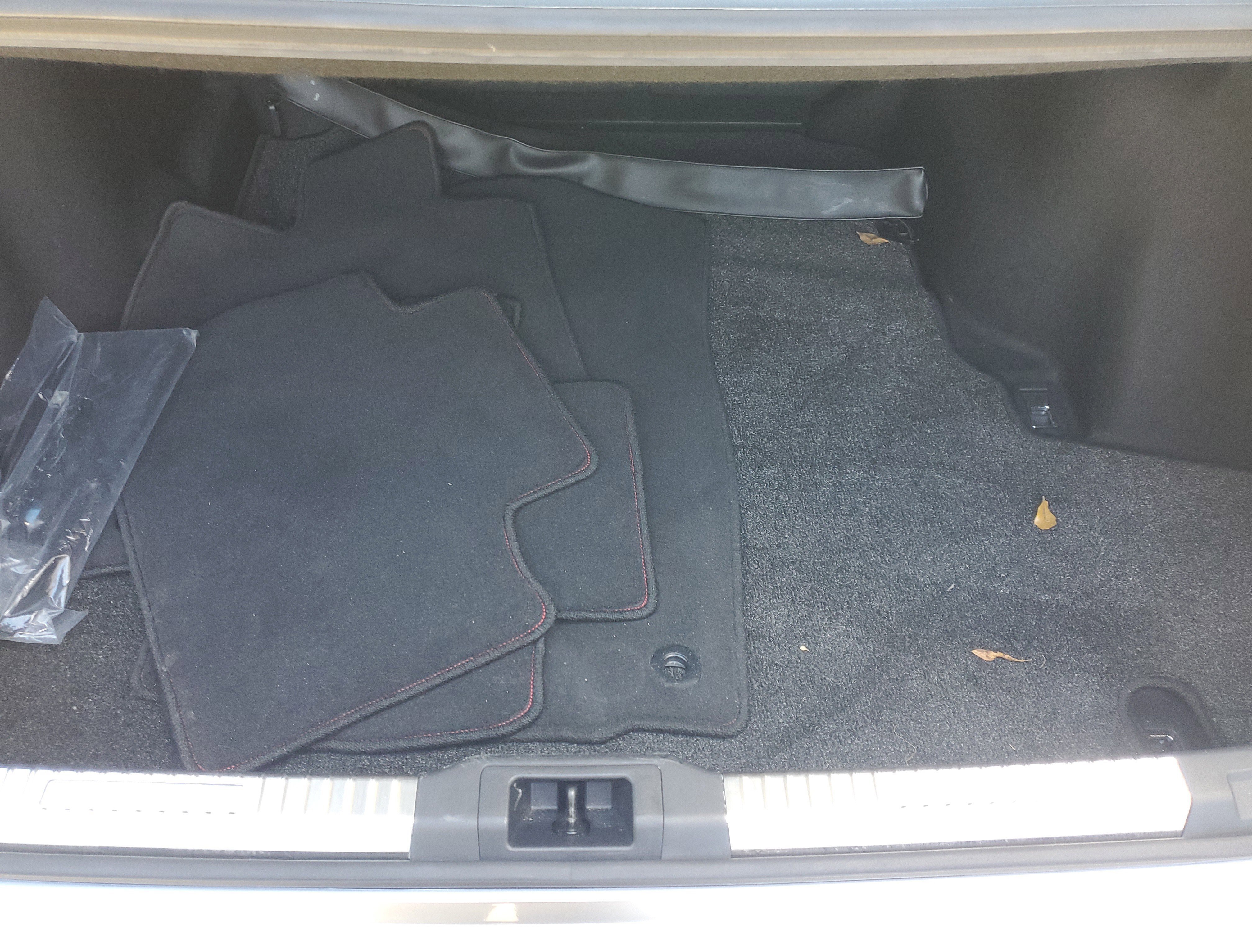 Used 2023 Lexus IS 350 F Sport image 8