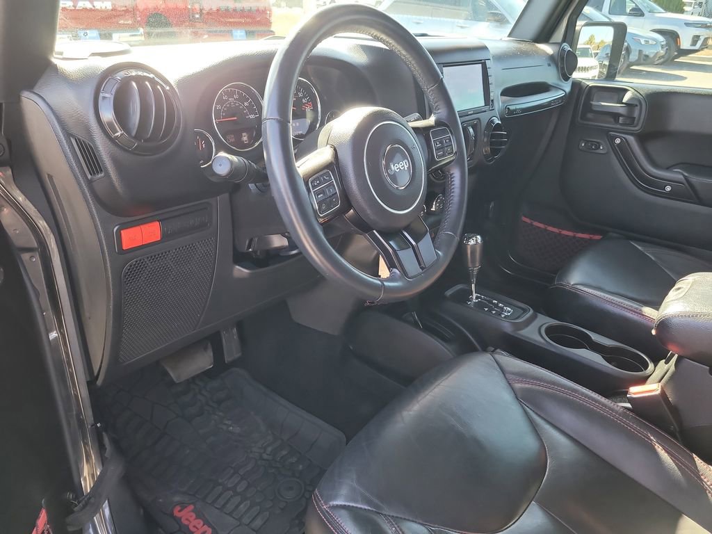 Used 2017 Jeep Wrangler Unlimited Rubicon image 15
