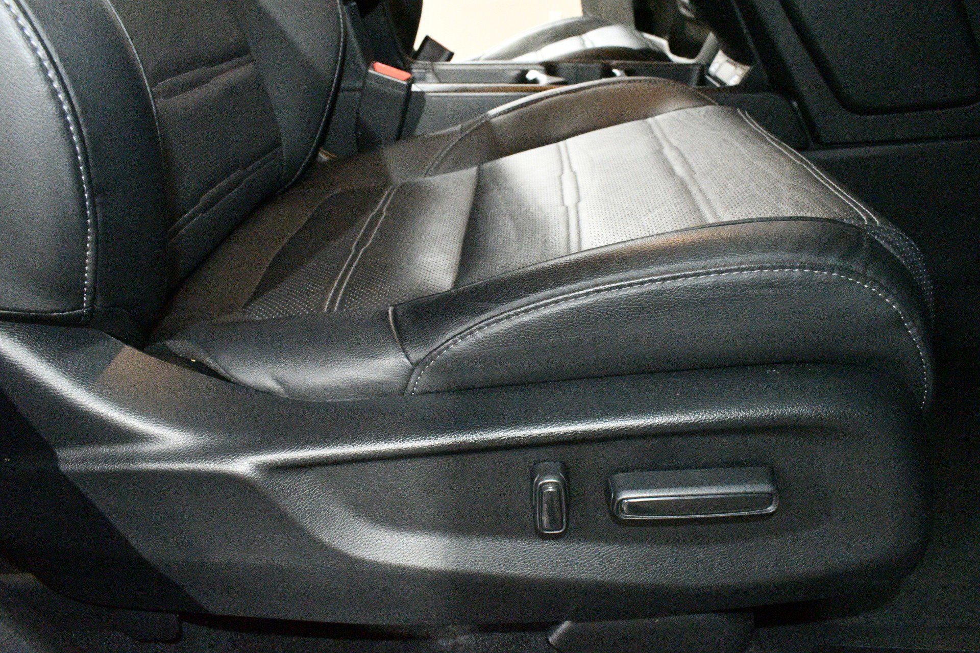Used 2021 Honda CR-V EX-L image 14