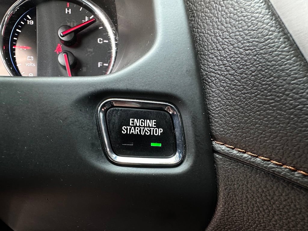 Used 2022 GMC Acadia AT4 w/ Technology Package AWD/4WD image 36