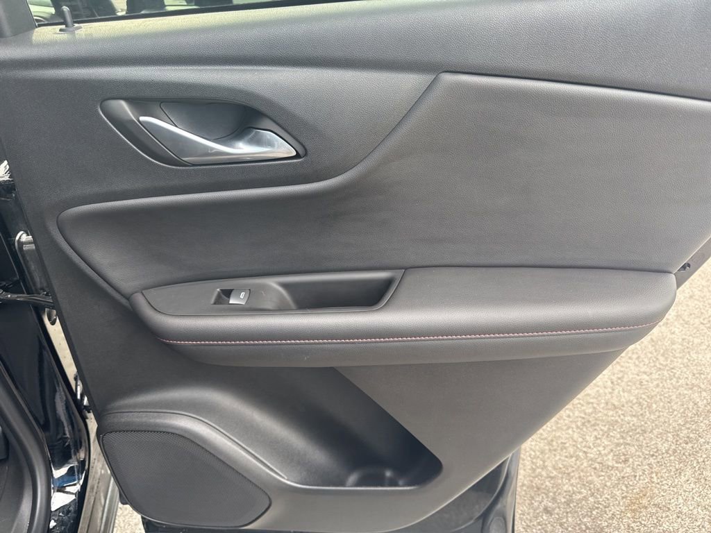 Used 2022 Chevrolet Blazer RS image 38