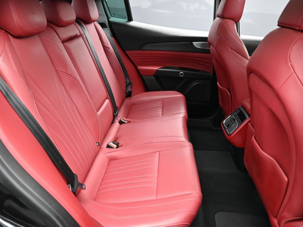 Used 2023 Maserati Grecale Modena image 35