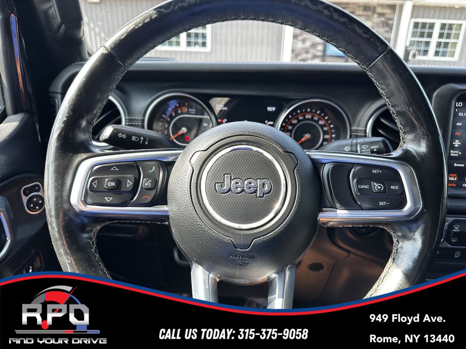 Used 2020 Jeep Gladiator Overland AWD/4WD image 16