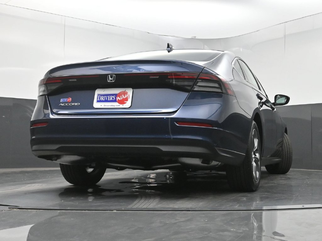 Used 2023 Honda Accord EX image 26